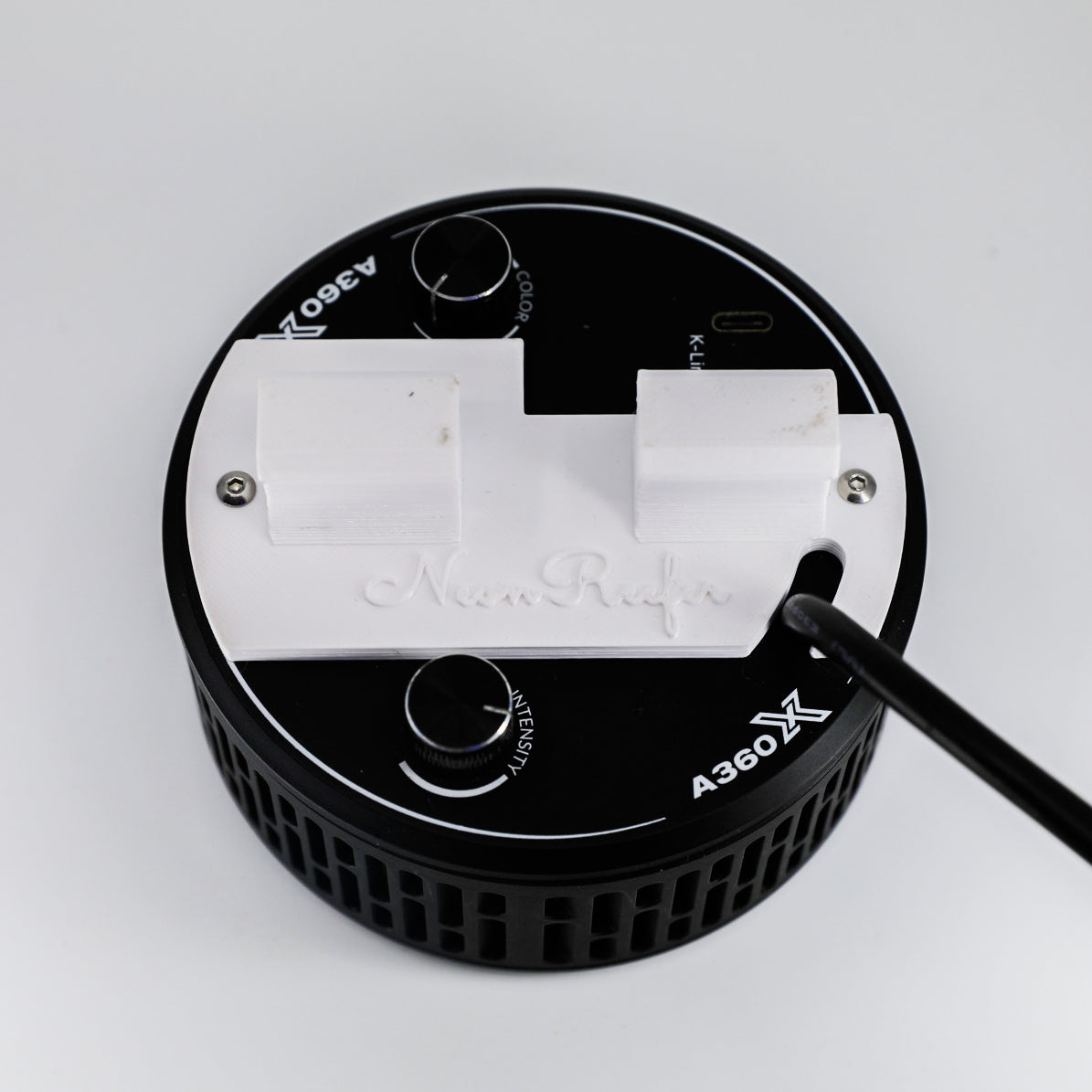 The Kessil A360x/A360xe RMS Light Mount